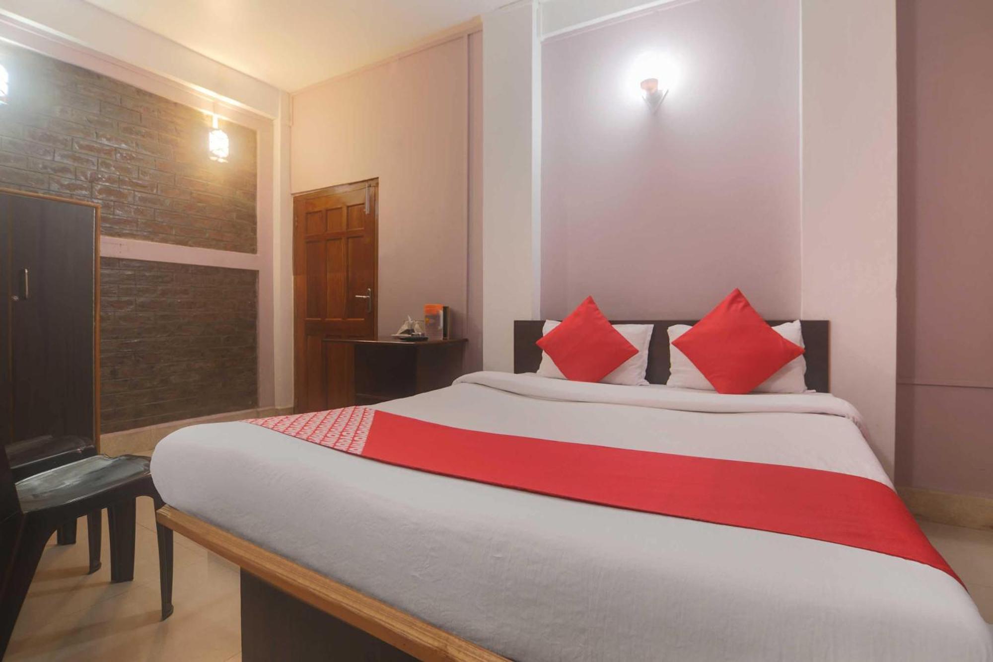 Super Hotel O Am Bed And Breakfast Shillong Exterior photo